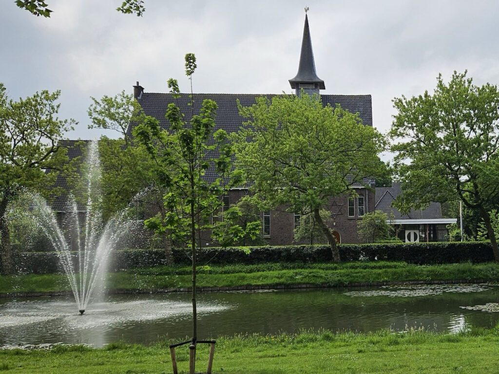 Badhoevedorp - Pelgrimskerk